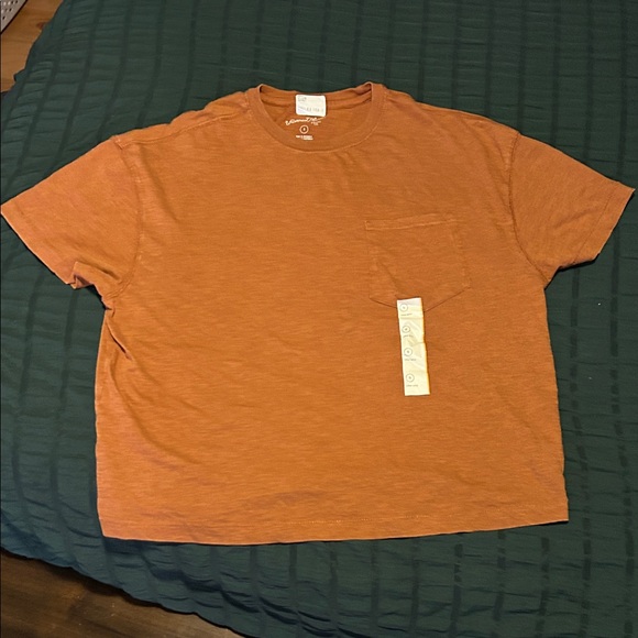 Universal Thread Women's Short Sleeve Tee in Burnt Orange - Picture 1 of 5